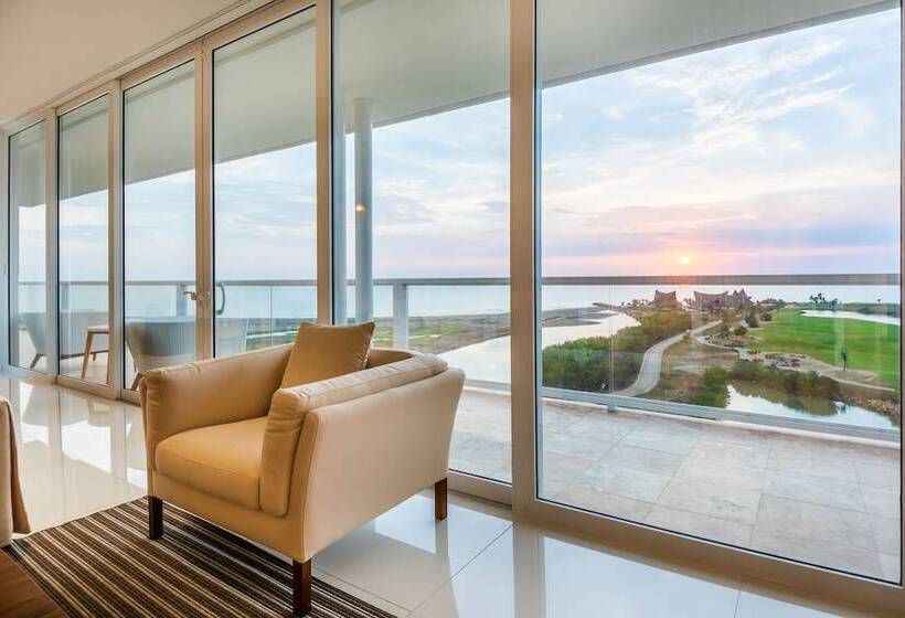 هتل Dreams Karibana Cartagena Golf & Spa Resort   All Inclusive