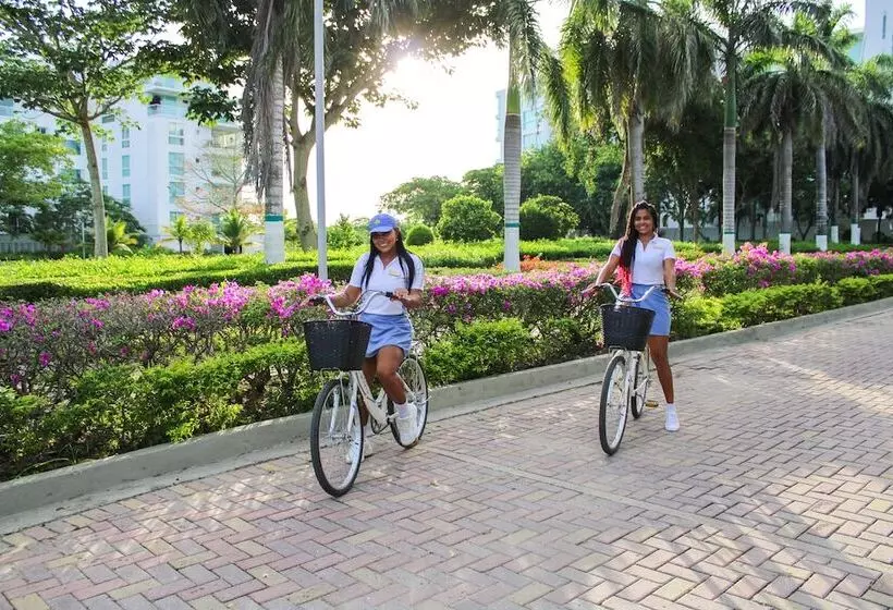 هتل Dreams Karibana Cartagena Golf & Spa Resort   All Inclusive