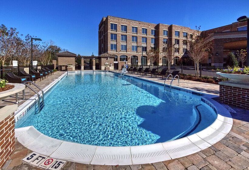 فندق Hampton Inn & Suites Franklin Berry Farms