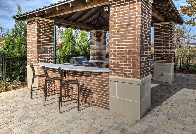 فندق Hampton Inn & Suites Franklin Berry Farms