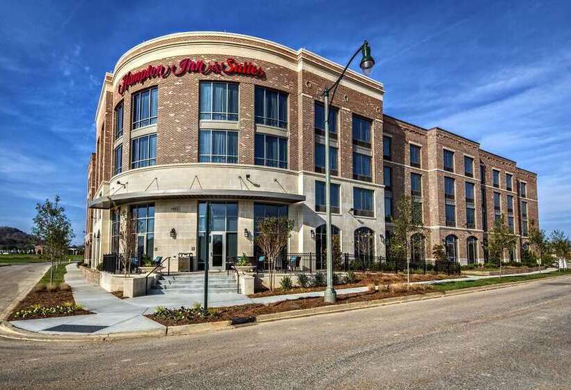 فندق Hampton Inn & Suites Franklin Berry Farms