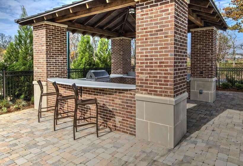 فندق Hampton Inn & Suites Franklin Berry Farms