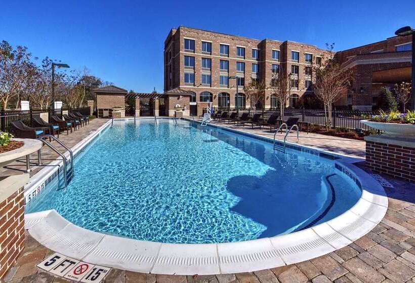 فندق Hampton Inn & Suites Franklin Berry Farms