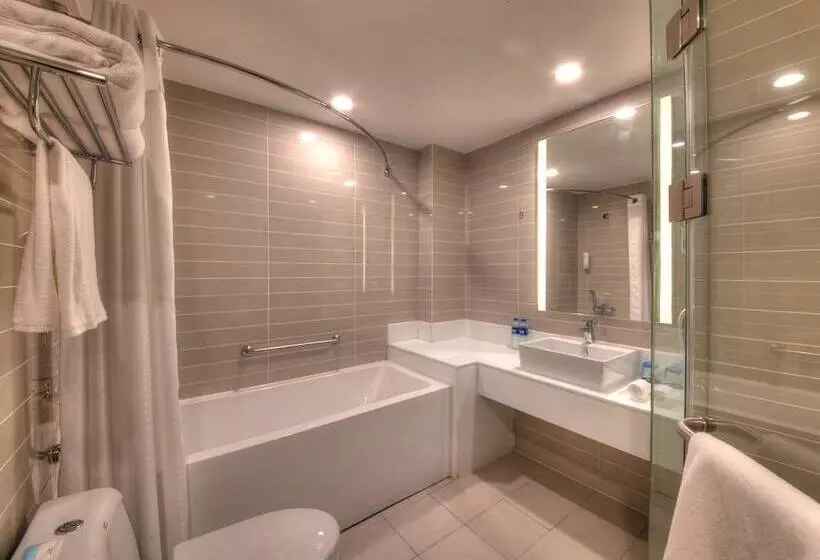 Hotelli Holiday Inn Express Luoyang Yichuan By Ihg