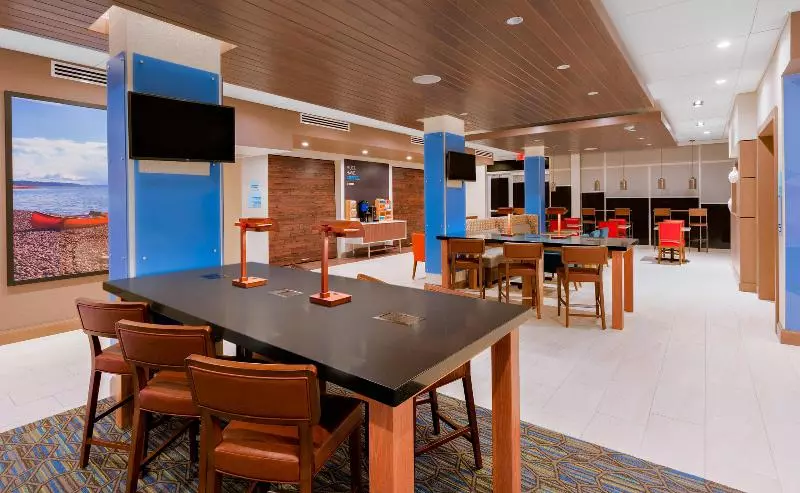 Hotelli Holiday Inn Express & Suites   Prosser   Yakima Valley Wine, An Ihg