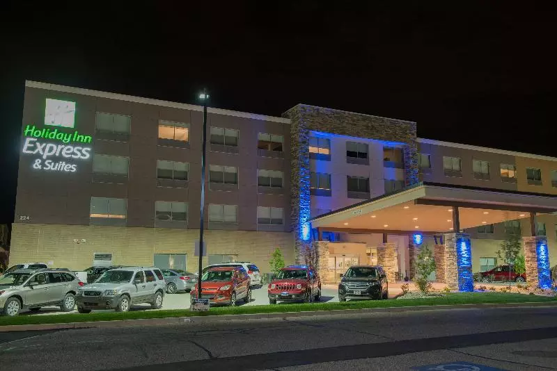 ホテル Holiday Inn Express & Suites Mishawaka South Bend, An Ihg