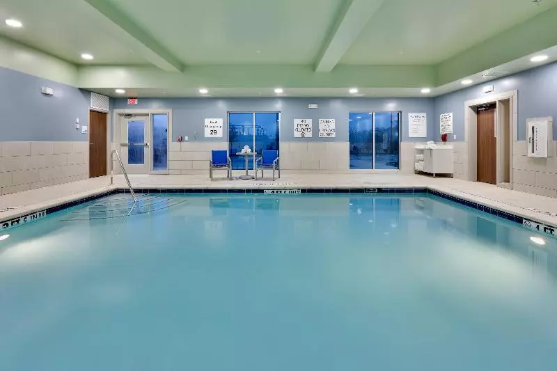 ホテル Holiday Inn Express & Suites Plano East   Richardson, An Ihg