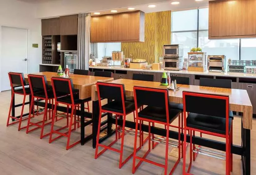 هتل Home2 Suites By Hilton Columbia Downtown