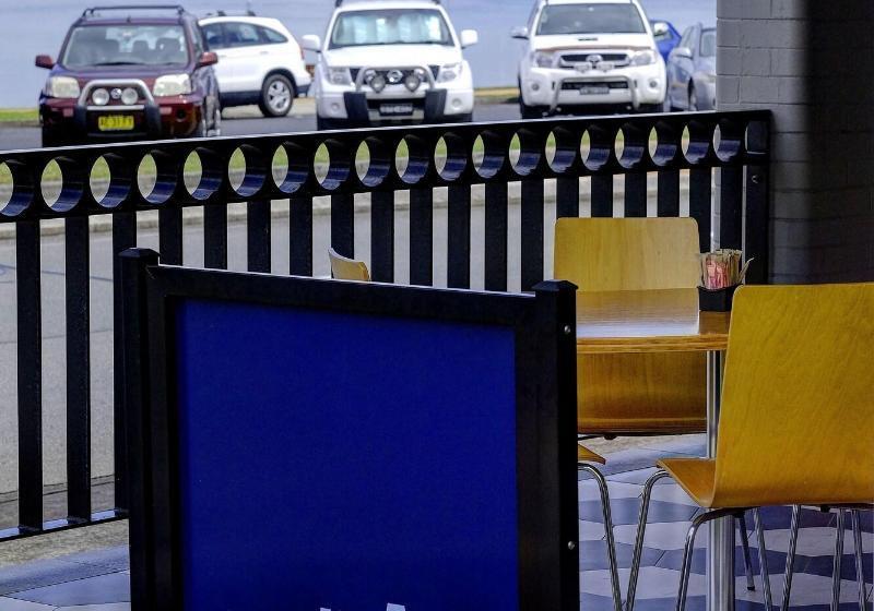 Lakes And Ocean Hotel Forster