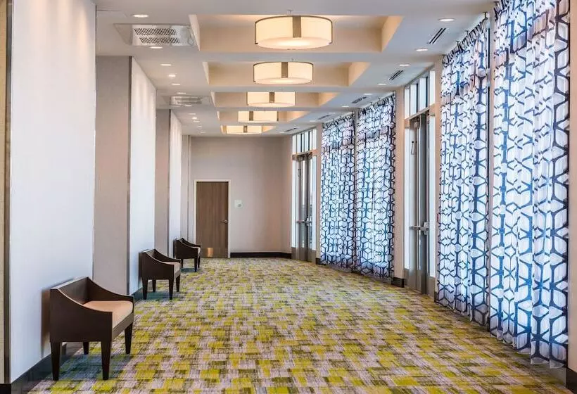 ホテル Holiday Inn Joplin, An Ihg