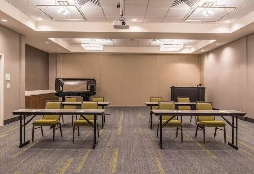 ホテル Holiday Inn Joplin, An Ihg