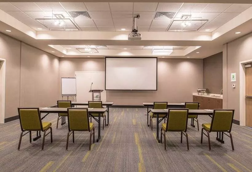 ホテル Holiday Inn Joplin, An Ihg