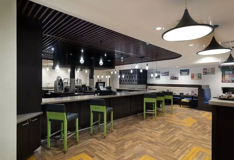 ホテル Holiday Inn Joplin, An Ihg