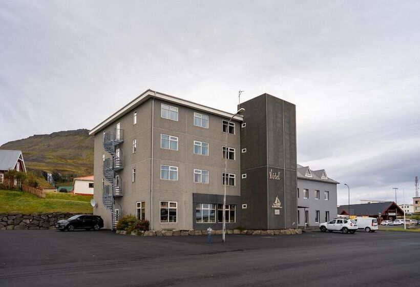فندق صغير North Star Guesthouse Olafsvik