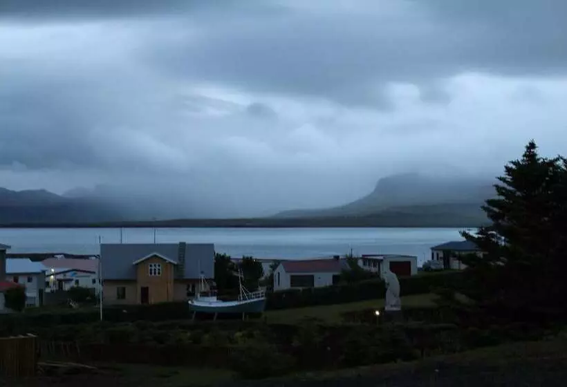 هاستل North Star Guesthouse Olafsvik