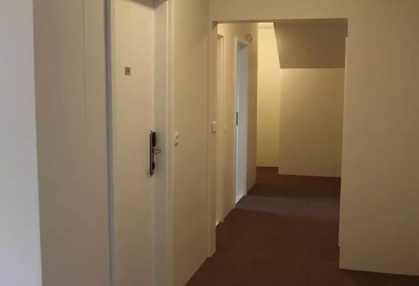 هاستل North Star Guesthouse Olafsvik