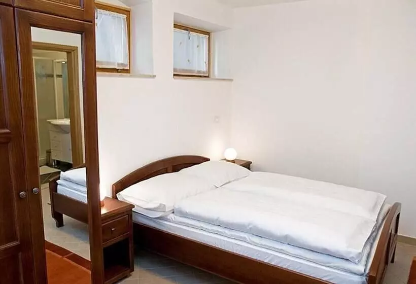 تختخواب و صبحانه Bed&breakfast Kvarner