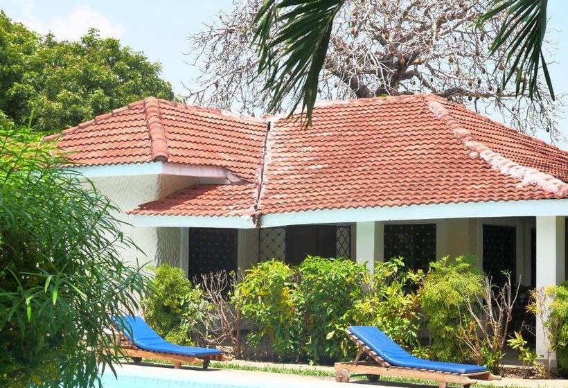 تختخواب و صبحانه Diani Cottages