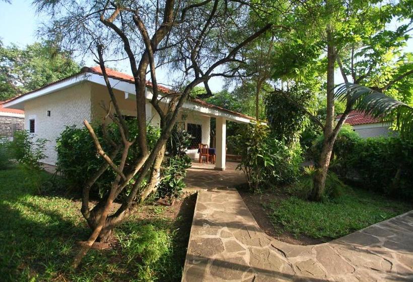 تختخواب و صبحانه Diani Cottages