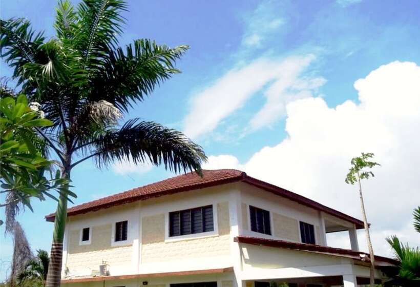 تختخواب و صبحانه Diani Cottages