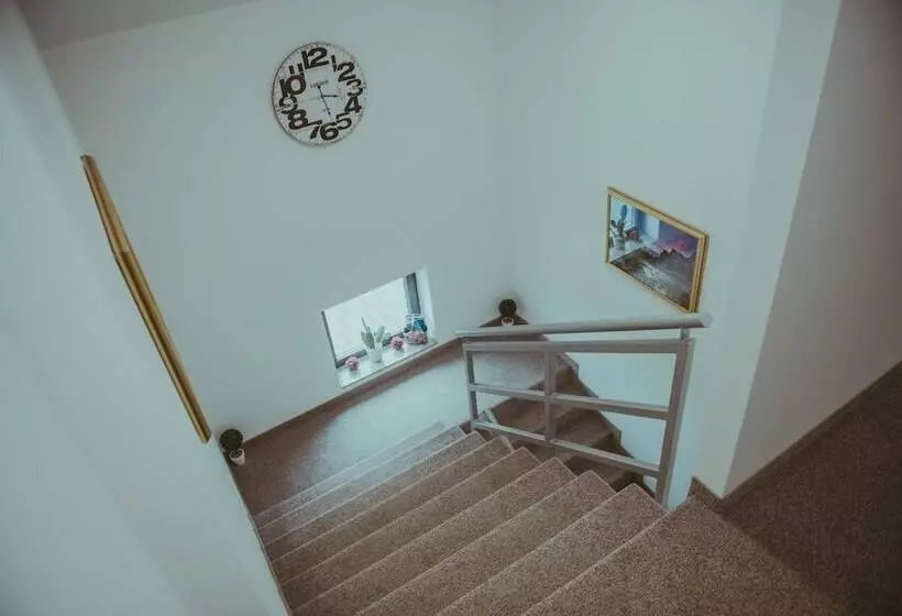 Aamiaismajoitus (B&B) London Rooms Zagreb Airport