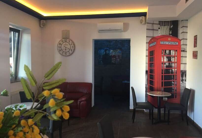 住宿加早餐  London Rooms Zagreb Airport