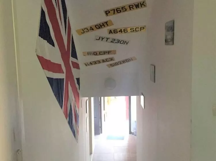 Aamiaismajoitus (B&B) London Rooms Zagreb Airport