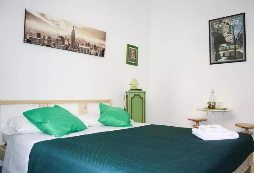 تختخواب و صبحانه Salotto Piramide