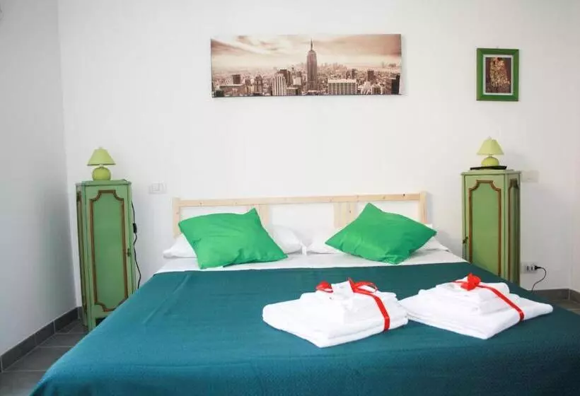 تختخواب و صبحانه Salotto Piramide