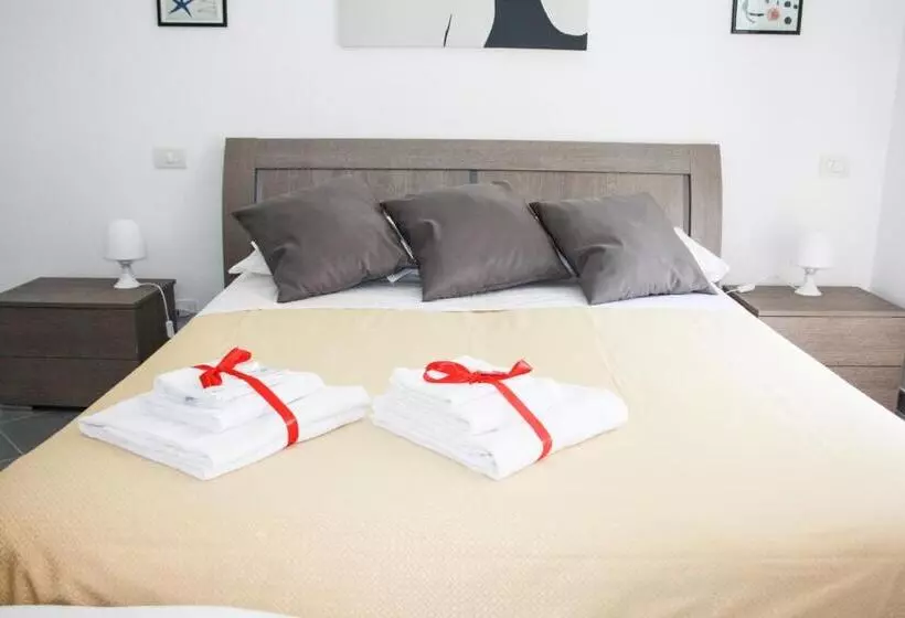 تختخواب و صبحانه Salotto Piramide