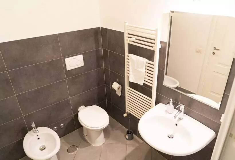 تختخواب و صبحانه Salotto Piramide