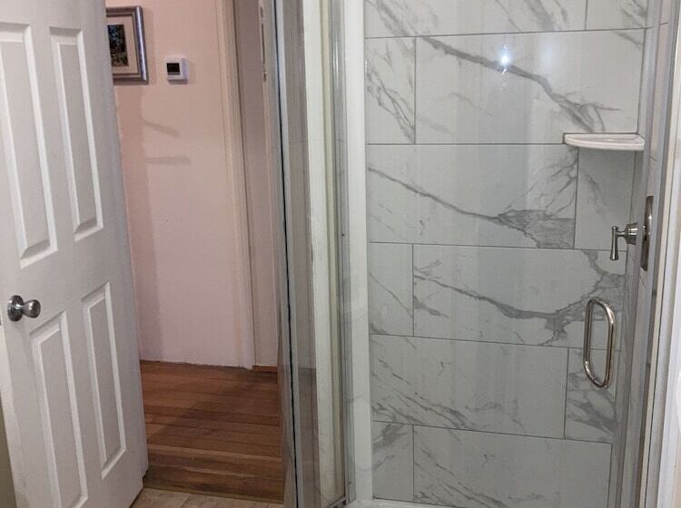 Historic Downtown Capitol Hotel Vacation Suites