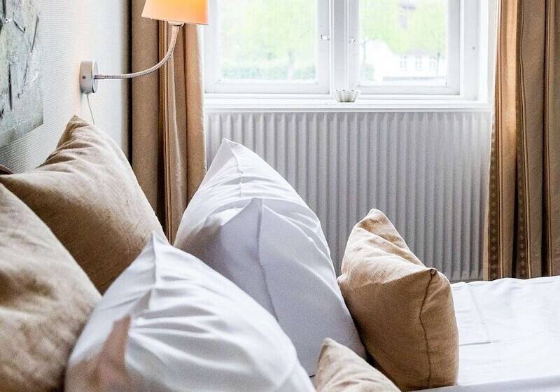 客栈  Gram Slotskro