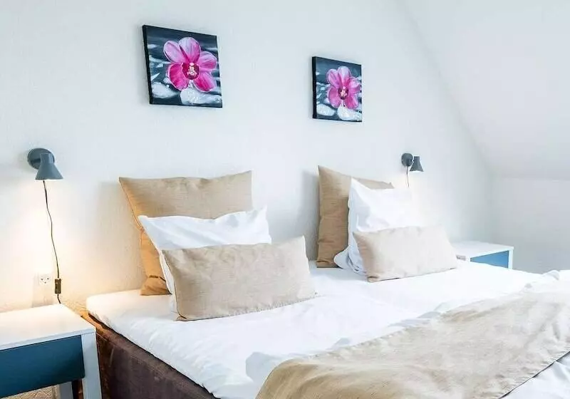 簡易ホテル Gram Slotskro