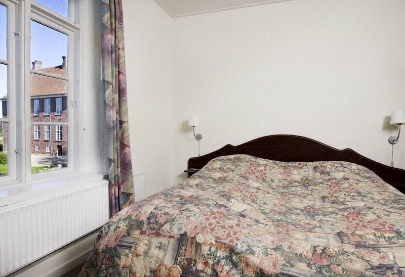 客栈  Gram Slotskro