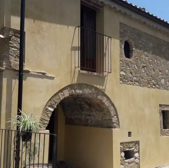 Hotelli Agriturismo Villa Vittoria