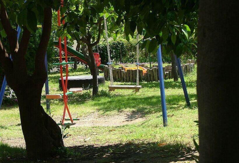 Отель Agriturismo Villa Vittoria