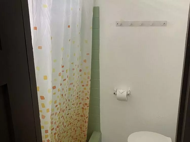هتل Cañas