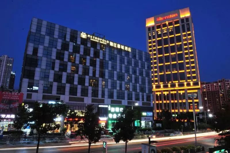 Hotelli Metropolo Zhenjiang Railway Station Wanda Square