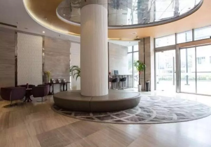 Hotelli Metropolo Zhenjiang Railway Station Wanda Square