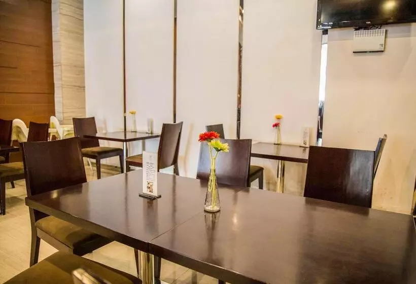 Hotelli Metropolo Zhenjiang Railway Station Wanda Square