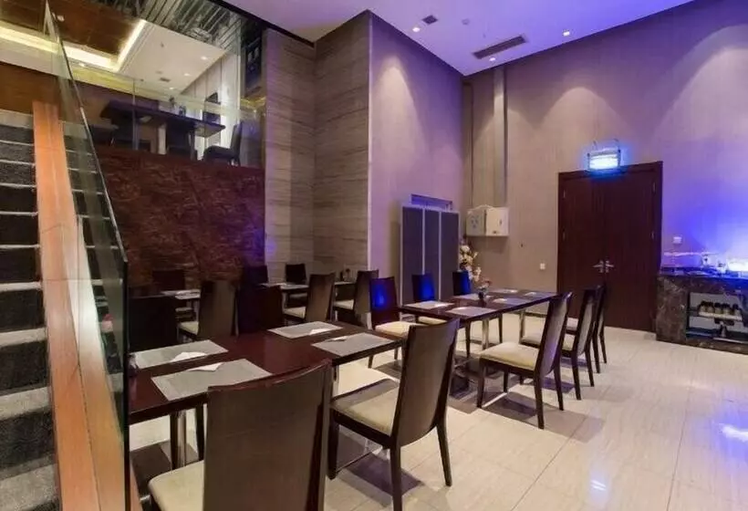 Hotelli Metropolo Zhenjiang Railway Station Wanda Square