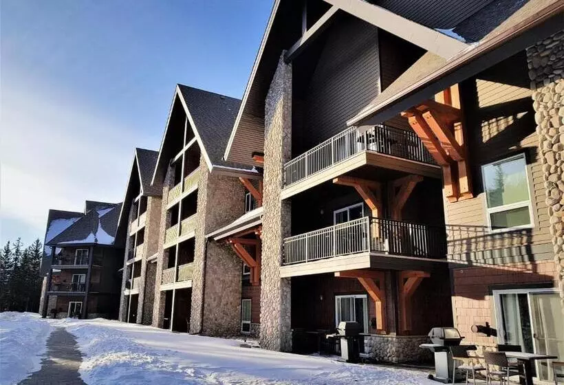 Hotelli Paradise Resort Club And Spa