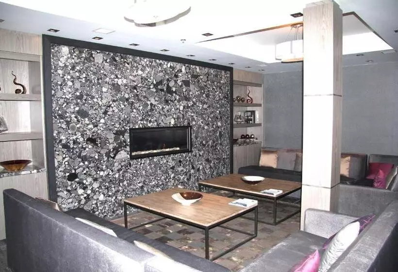 Hotelli Paradise Resort Club And Spa