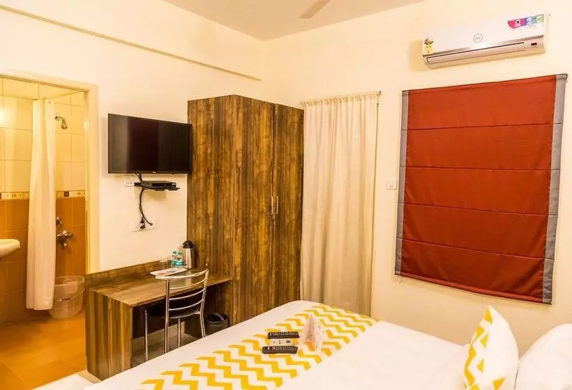 ホテル Mint Queensway Suites