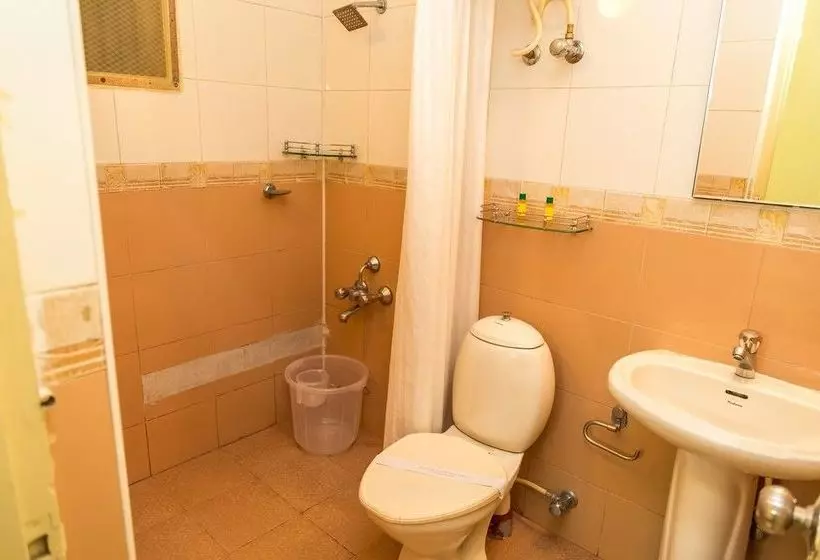 ホテル Mint Queensway Suites