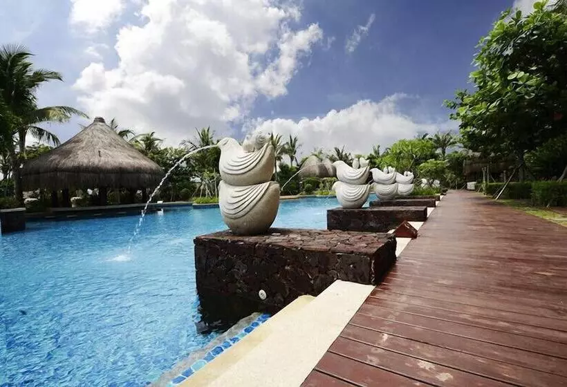 ホテル Shixishu Jianguo Yalong Bay Resort