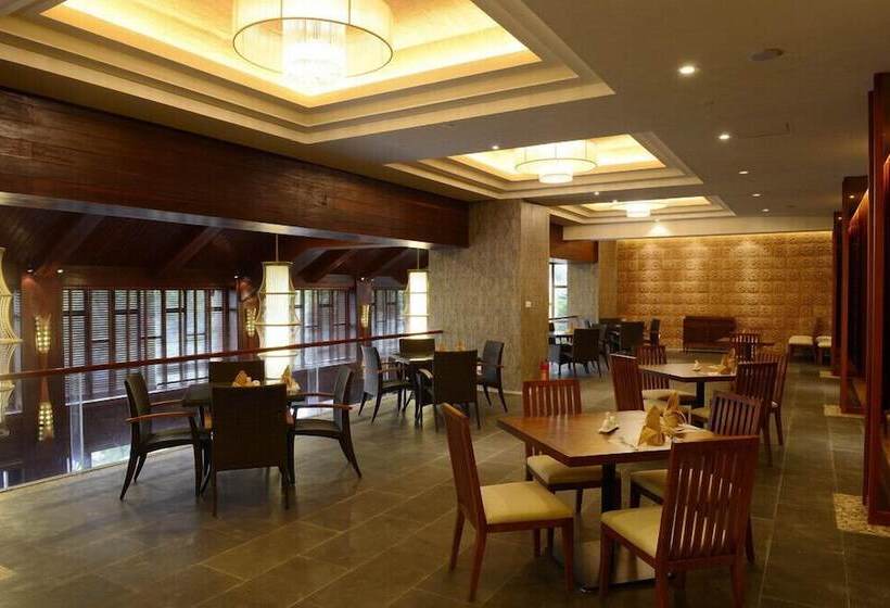 酒店 Shixishu Jianguo Yalong Bay Resort