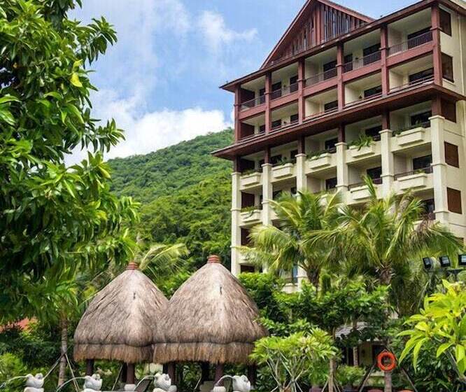 酒店 Shixishu Jianguo Yalong Bay Resort