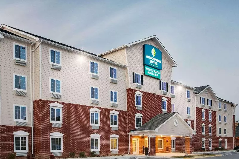 ホテル Woodspring Suites Fredericksburg